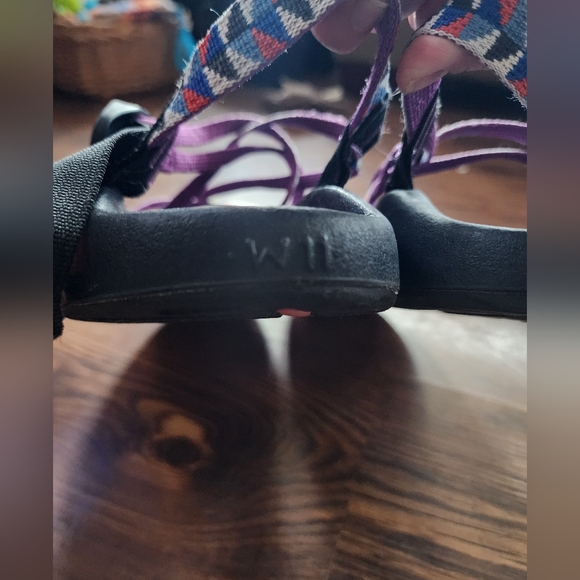 Chacos Women’s Strappy Purple Patterned Outdoor Sandals Hiking Chaco Size 11 - Picture 5 of 6